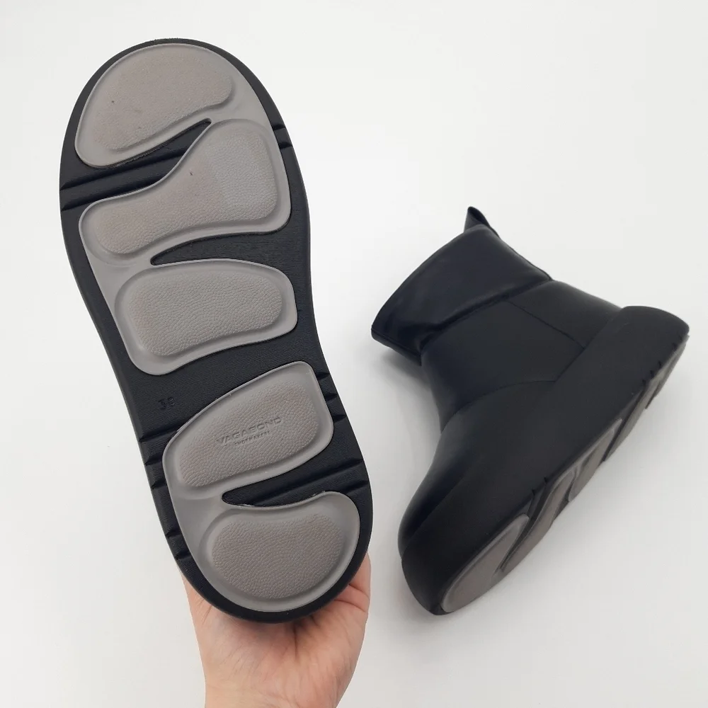 VAGABOND | Aylin Puff Boots in Black Leather